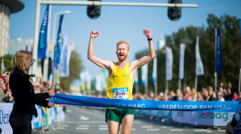 Jeroen van Aken wint Vredesloop Den Haag 2017 favoriete hardloopwedstrijd